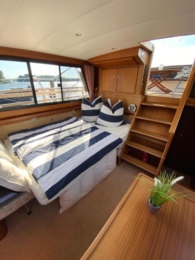 Luxusurlaub Auf Der Amavida Yacht / Scharmuetzelsee 호텔 바트 자로 외부 사진